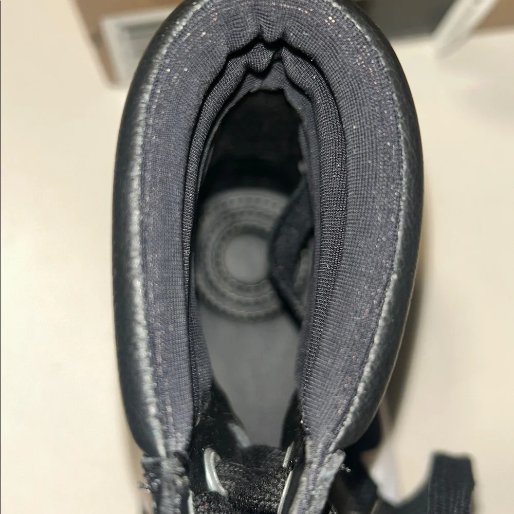 “NEW! RARE…”NIKE” Black Gladiateur II Sneaker/Sandals ♥️ - Picture 5 of 7